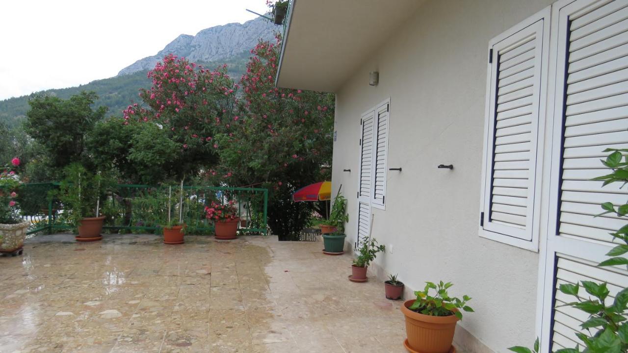 Apartments Caleta Baška Voda Exterior foto